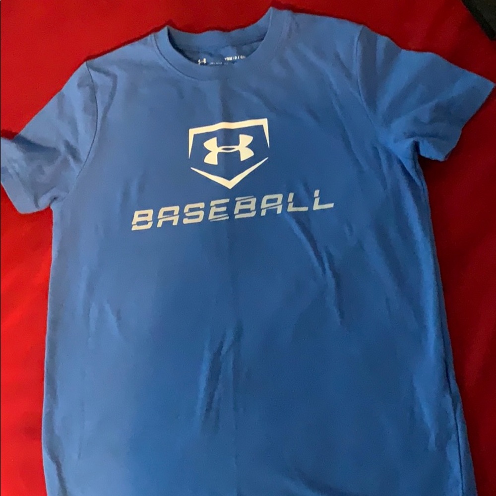 Under armour short sleeve tshirt